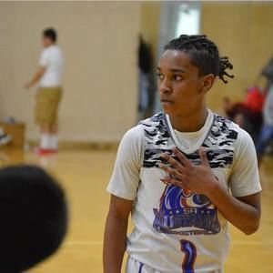 Meet your Posher, Rebeca